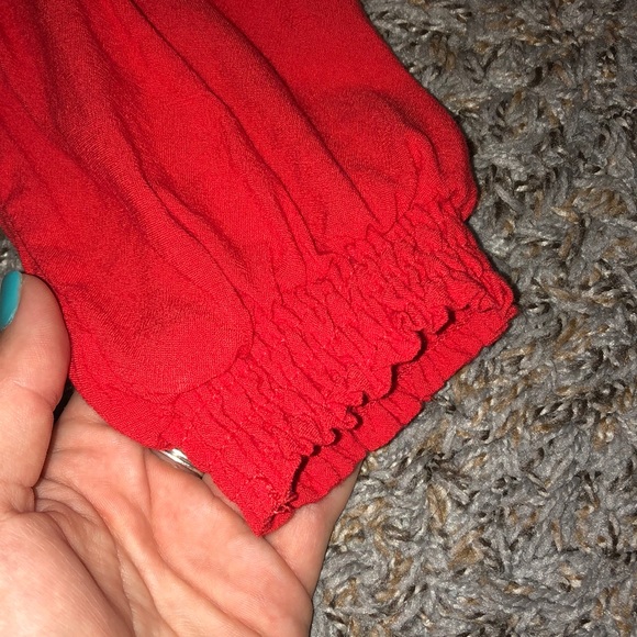 Urban Outfitters Cropped Blouse - Picture 2 of 5